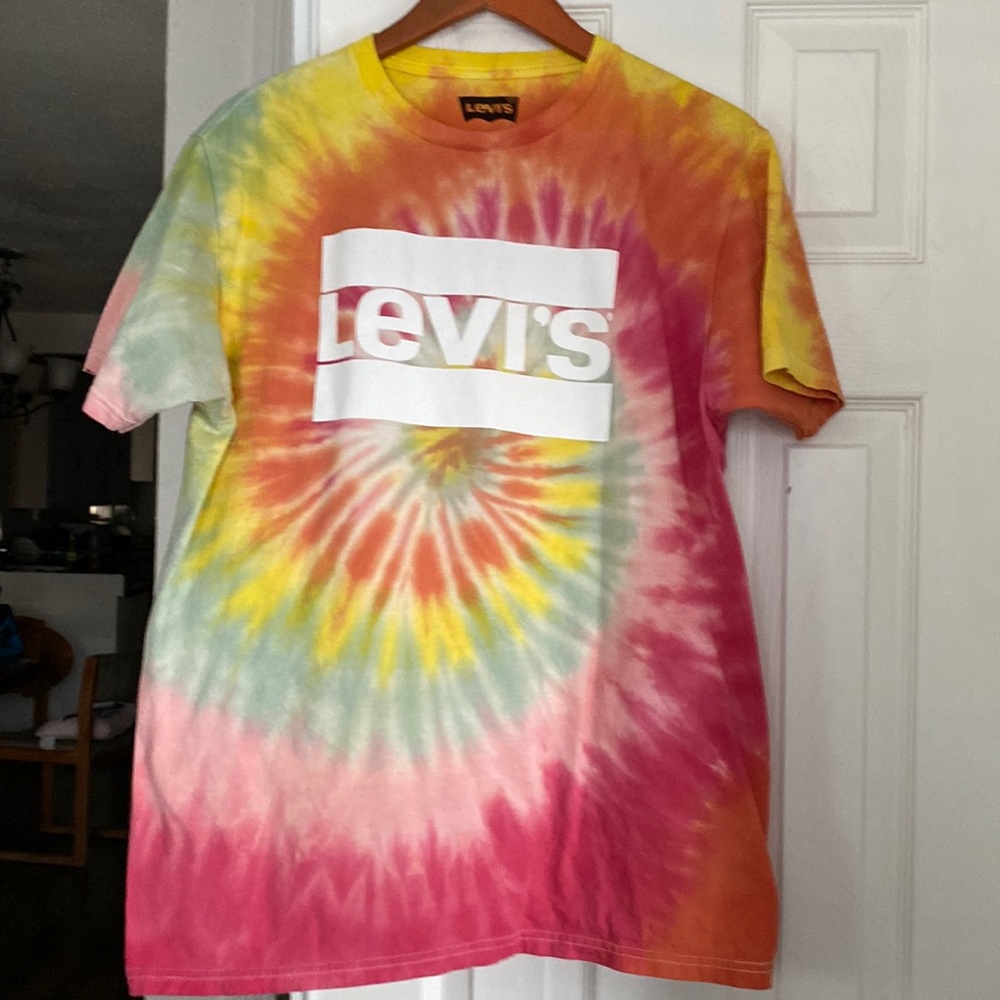 Tie dye Levis